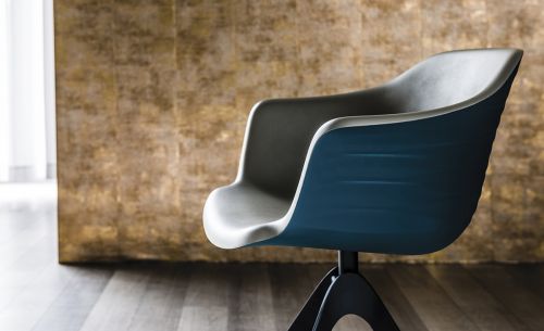 Indy chair